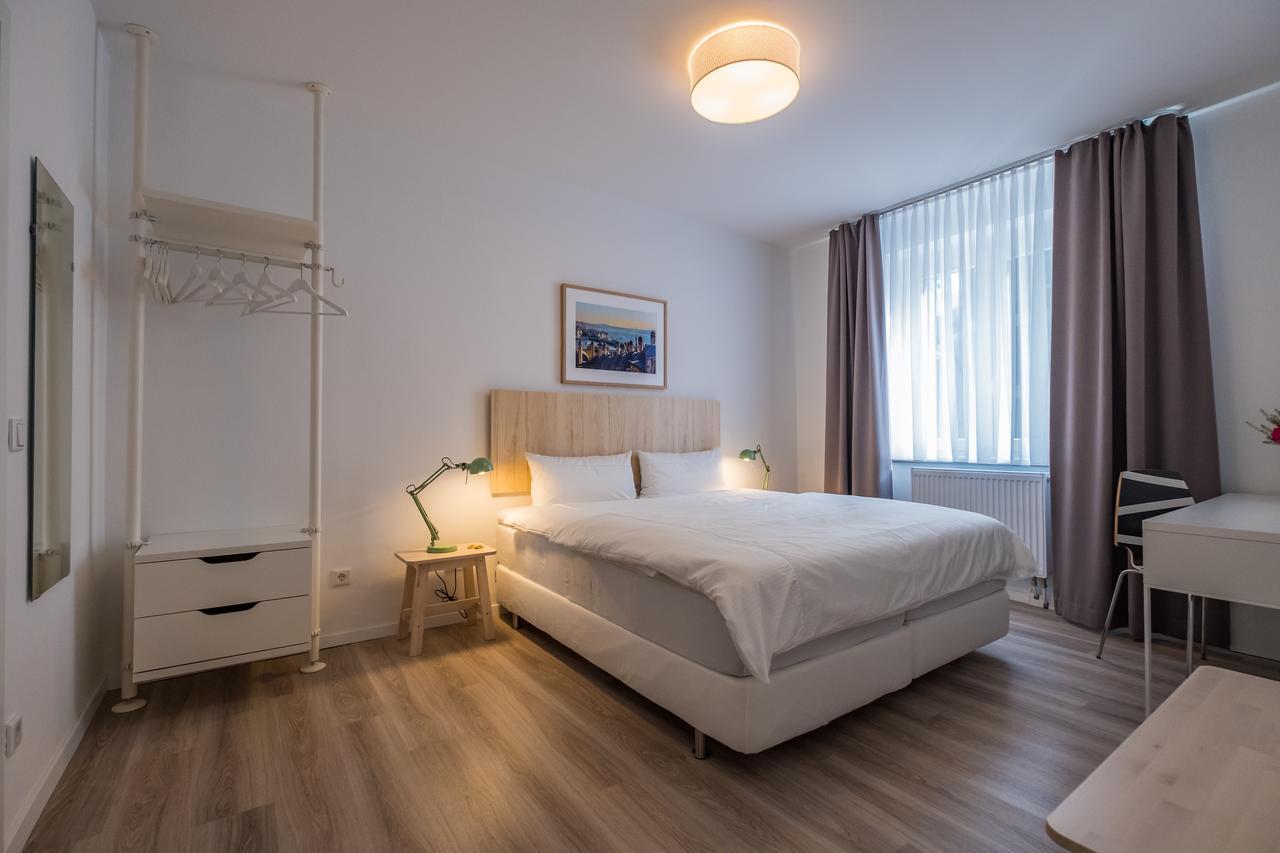 Easy&Cosy Cityroom เกลเซนเคียร์เคน ภายนอก รูปภาพ