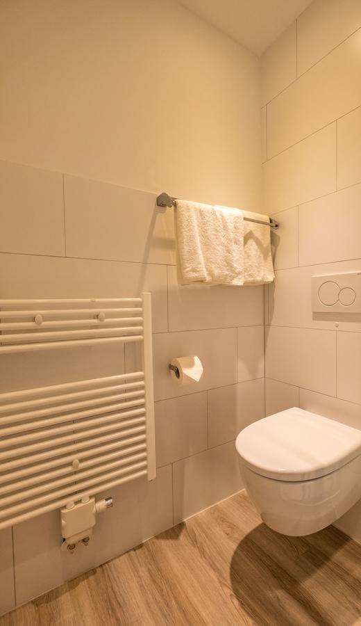 Easy&Cosy Cityroom เกลเซนเคียร์เคน ภายนอก รูปภาพ